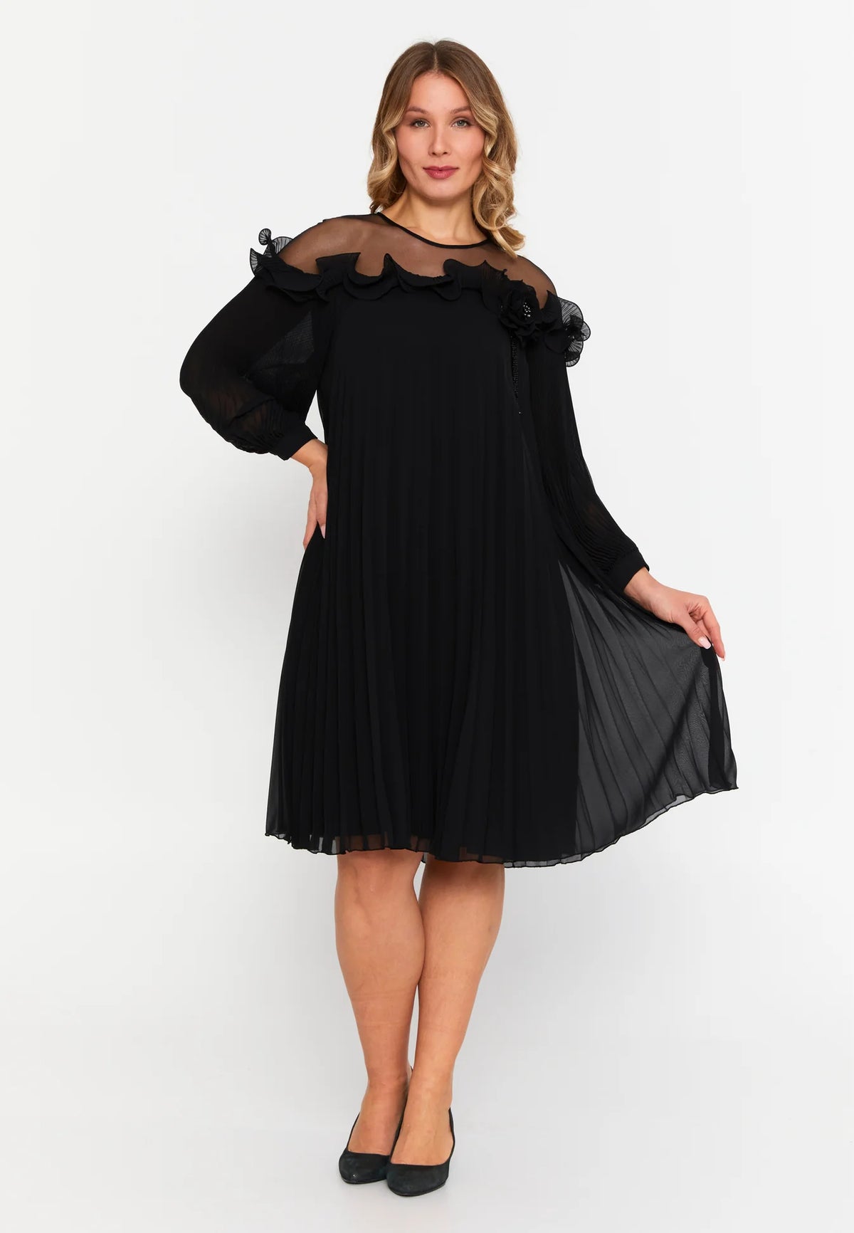 DD5139 Black Chiffon Frill Dress