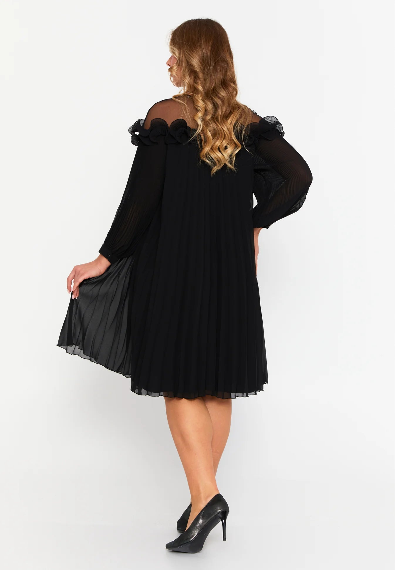 DD5139 Black Chiffon Frill Dress