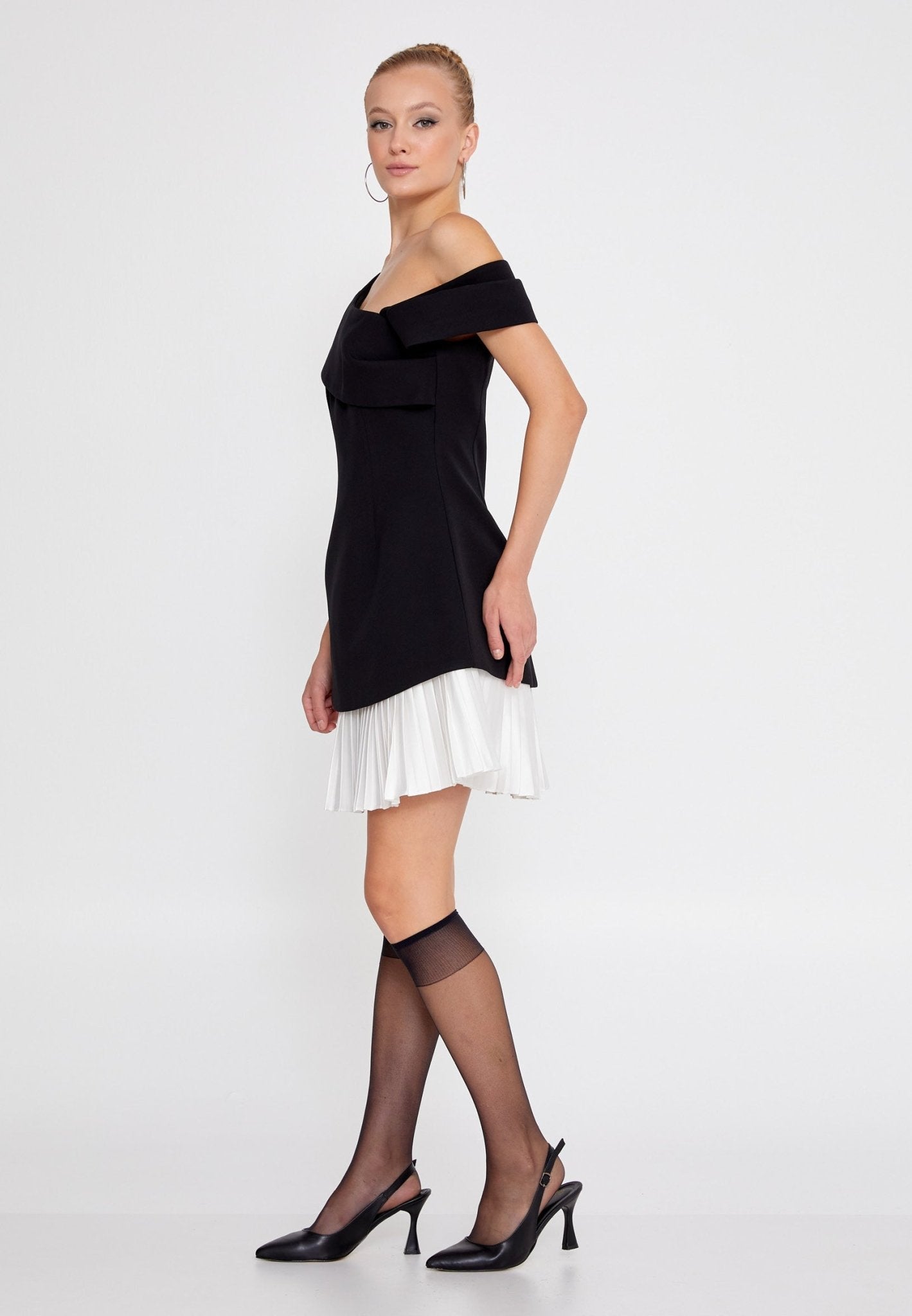 D4011 B&W Mini Contrast Dress - La Elegant