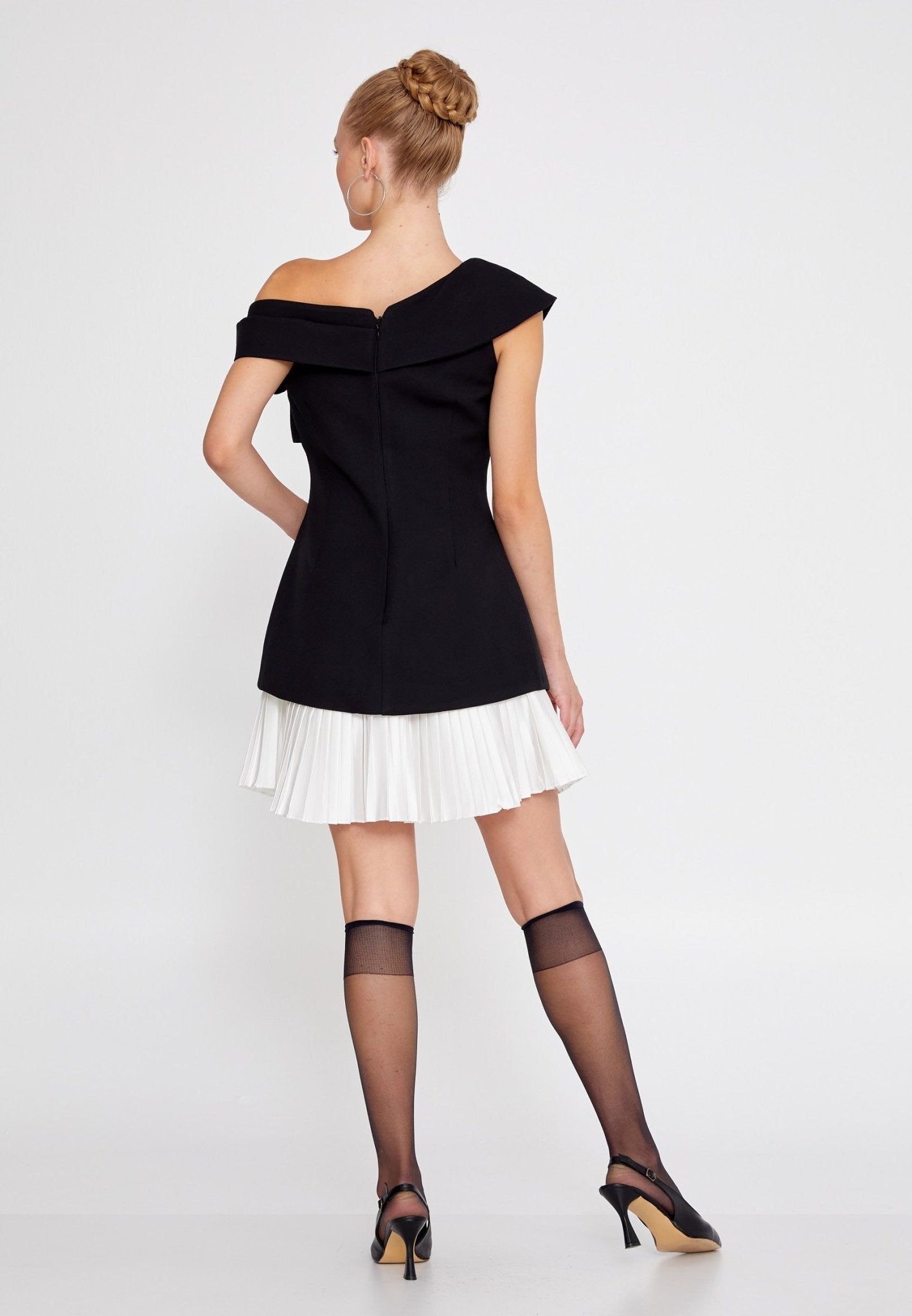 D4011 B&W Mini Contrast Dress - La Elegant